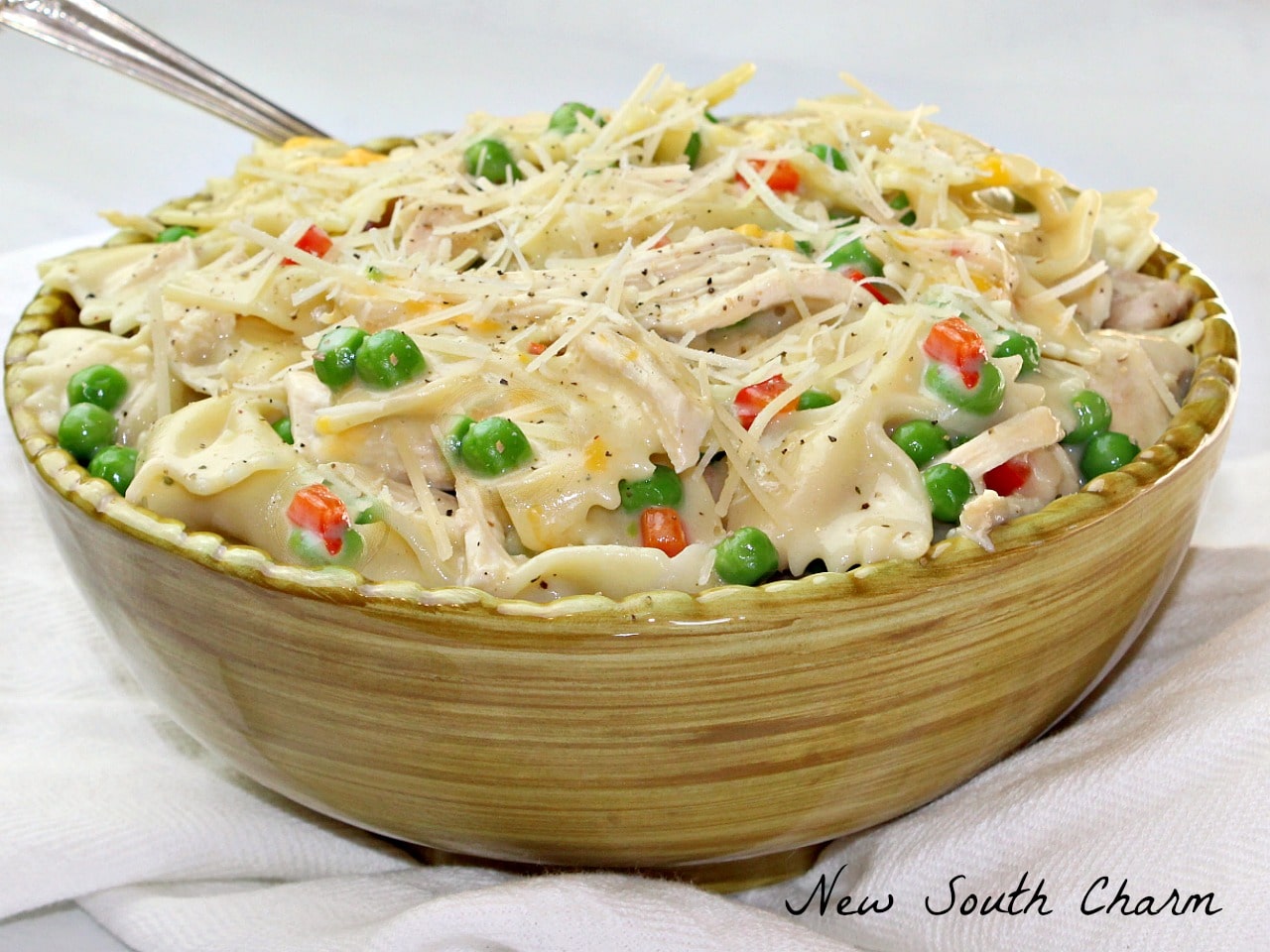 Creamy Chicken Garlic Pasta 