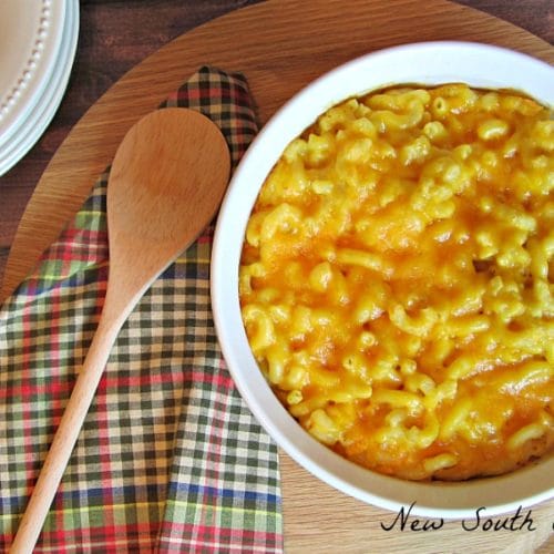 https://newsouthcharm.com/wp-content/uploads/2015/11/Southern-Style-Macaroni-and-Cheese-500x500.jpg