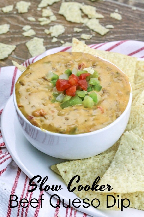 Slow Cooker Beef Queso 