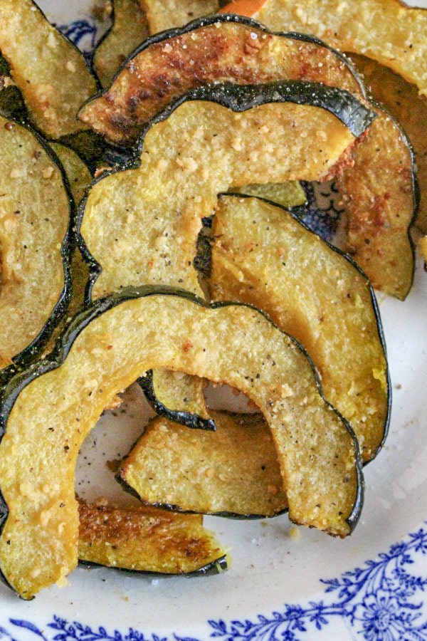 oven baked acorn squash slices